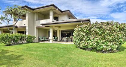 Tropical Escape w/ Pool Access ~ 1 Mile to Beach