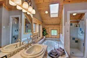 House (5 Bedrooms) | Interior - 22str-00506 Fairplay Log Cabin: 26 Mi to Breck! (Fairplay)