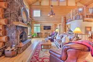 House (5 Bedrooms) | Interior - 22str-00506 Fairplay Log Cabin: 26 Mi to Breck! (Fairplay)