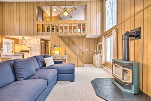 Cottage (2 Bedrooms) | Interior