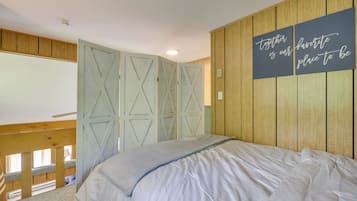 Cottage (2 Bedrooms) | Interior