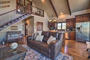 House (3 Bedrooms) | Interior - Shoreline Home w/ Boat Dock & Fire Pit in Shelby! (Shelby)