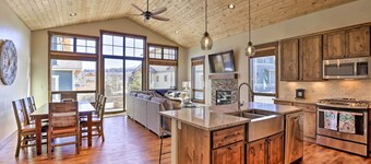 Mtn-view Fraser Home w/ Hot Tub - Near Skiing!