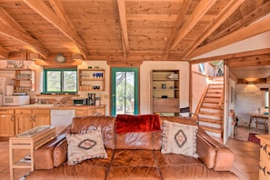 Cottage (2 Bedrooms) | Interior