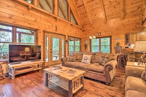 House (2 Bedrooms) | Interior