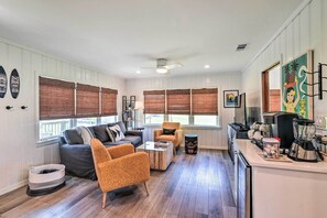 House (3 Bedrooms) | Interior - Breezy Surfside Beach Home w/ Deck: Walk to Beach (Freeport)