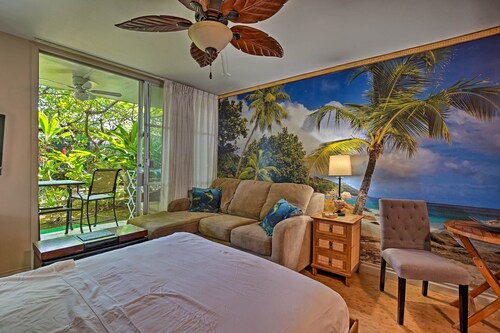 Kailua Studio w/ Pool Access & Garden Views!