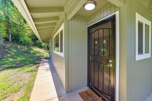 Apartment (0 Bedroom) | Interior