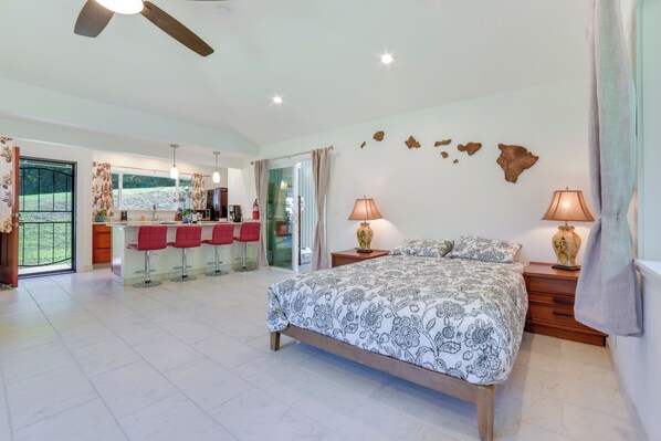 Appartement (0 Bedroom) | Fer et planche à repasser, draps fournis