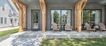 Elkhart Lake Townhome - 3 Mi to Road America!