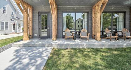 Elkhart Lake Townhome - 3 Mi to Road America!