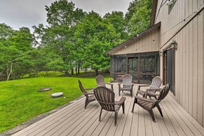 House (3 Bedrooms) | Interior - Near Hiking & Skiing: Albrightsville Home w/ Deck! (Albrightsville)