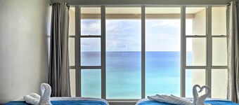 Rincon Penthouse: Steps to Private Beach Oasis!