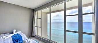 Rincon Penthouse: Steps to Private Beach Oasis!