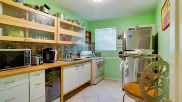 House (1 Bedroom) | Interior