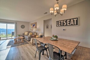 Interior - Sunny Family-friendly Branson Home! (Branson)