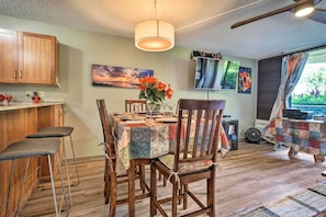 Interior - Kailua-kona Condo w/ 2 Private Lanais! (Kailua-Kona)