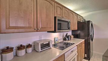 Apartment (1 Bedroom) | Interior