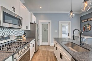 Ferienhaus (4 Bedrooms) | Eigene Küche | Mikrowelle, Ofen, Herdplatte, Geschirrspüler