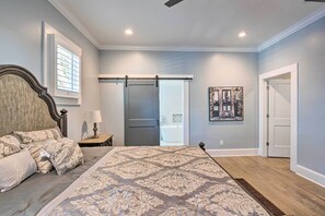 4 Schlafzimmer, Bügeleisen/Bügelbrett, Bettwäsche