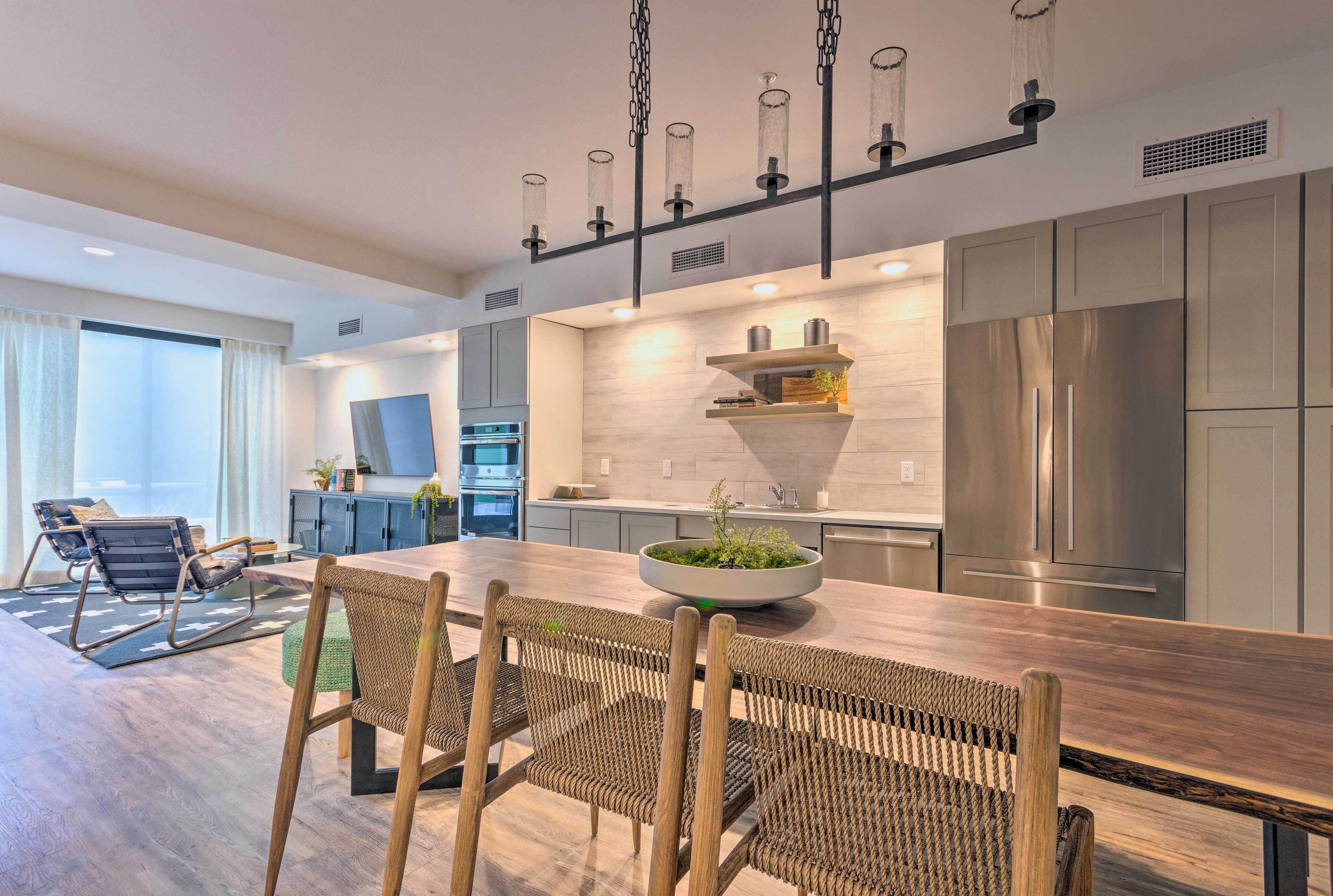 微波爐、洗碗機、咖啡磨豆機、鍋具/餐盤/廚房用品