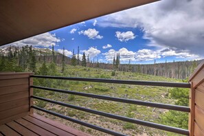 Apartment (3 Bedrooms) | Interior - Resort Perks & Trail Access: Silverthorne Condo! (Silverthorne)