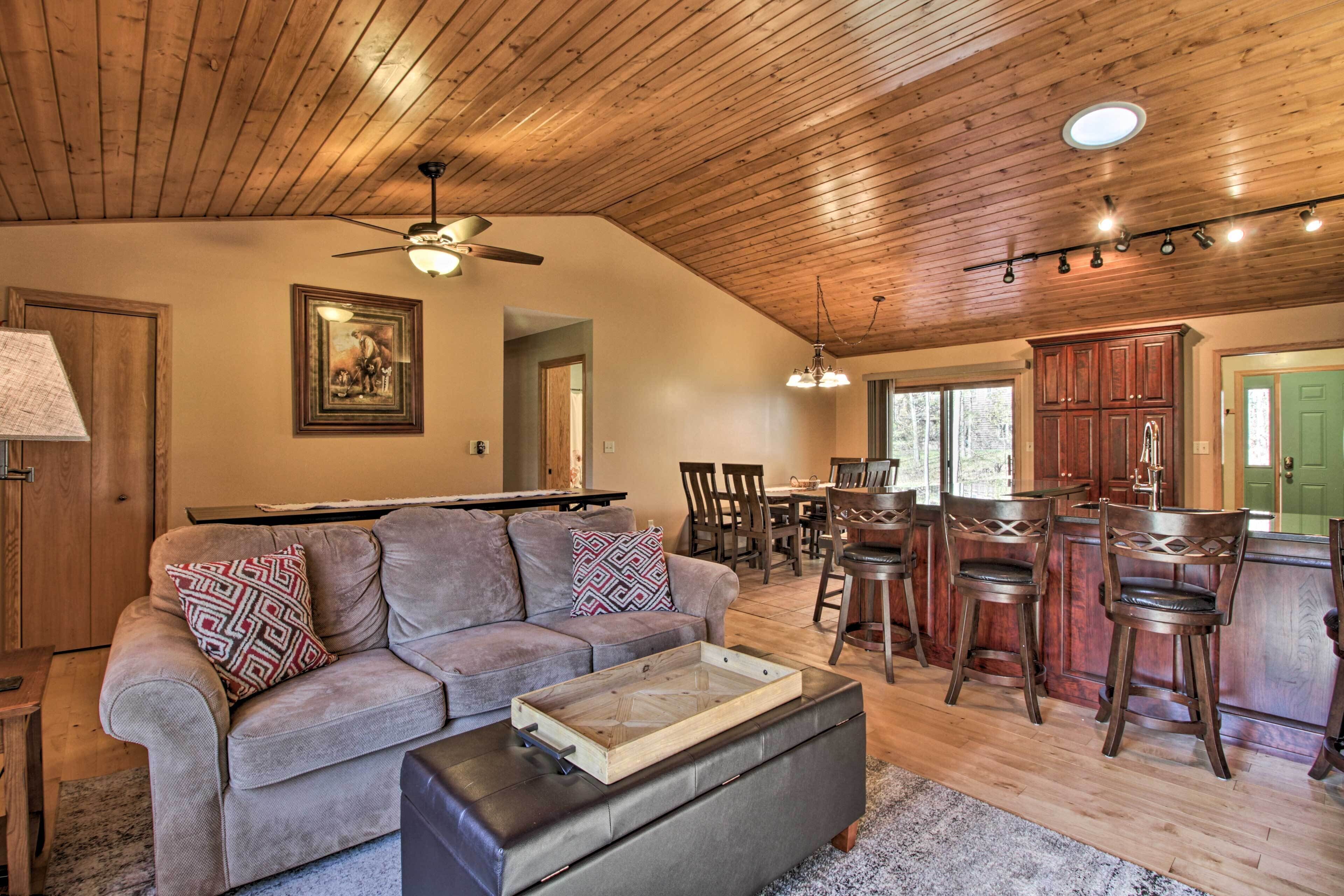 House (4 Bedrooms) | Interior