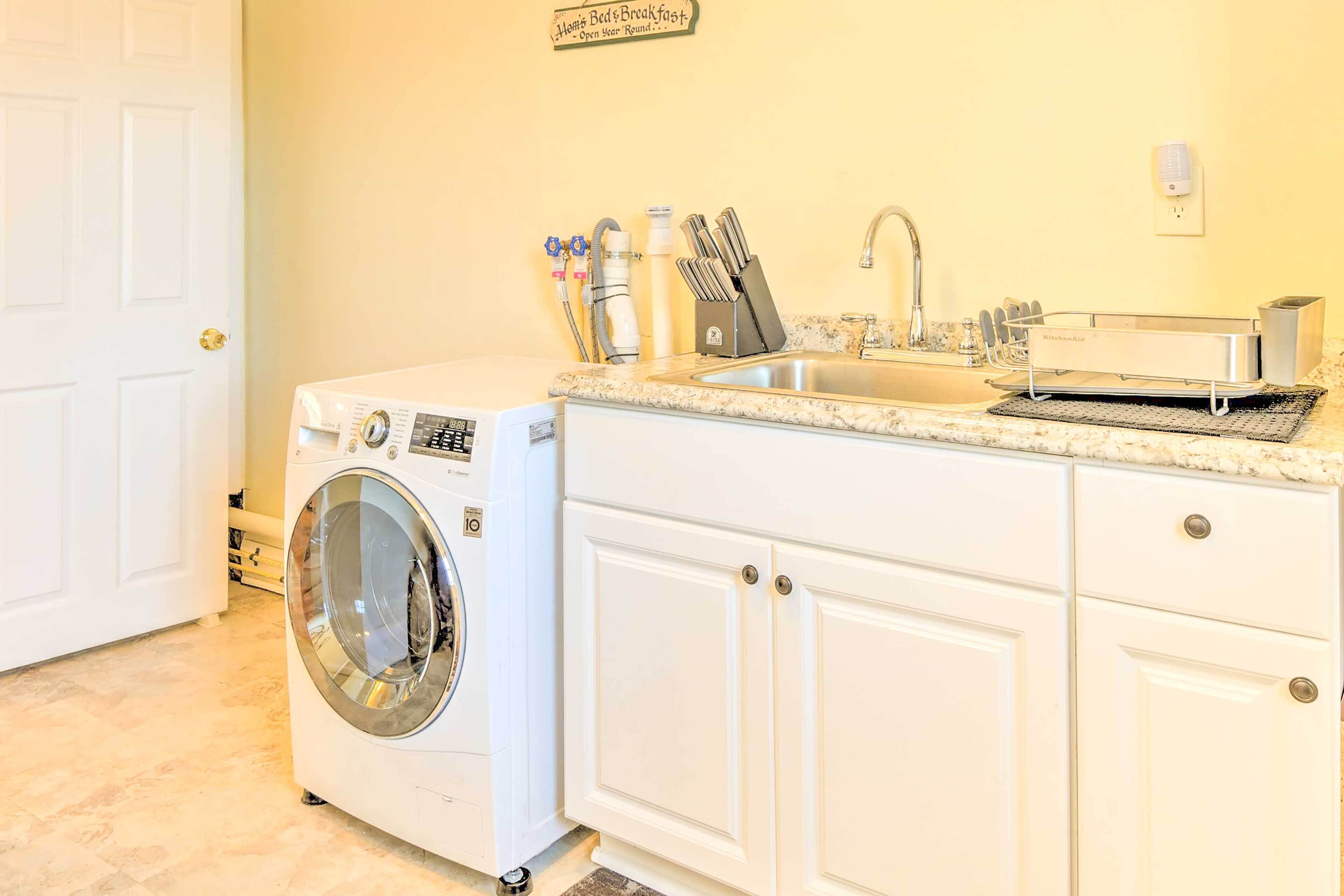 House (1 Bedroom) | Interior