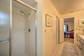 House (4 Bedrooms) | Interior - ~ 5 Mi to Theme Parks: Kissimmee Home w/ Pool (Kissimmee)
