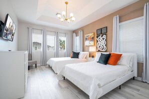 6 室のベッドルーム、アイロン / アイロン台、旅行用ベビーベッド、WiFi