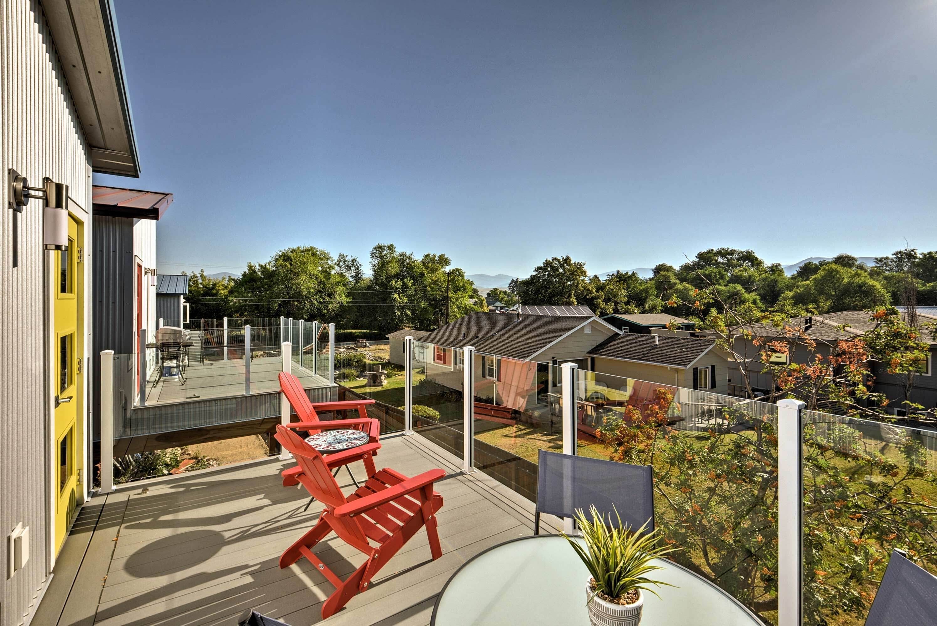 Apartment (2 Bedrooms) | Outdoor dining