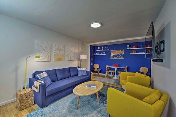 Apartment (2 Bedrooms) | Front of property