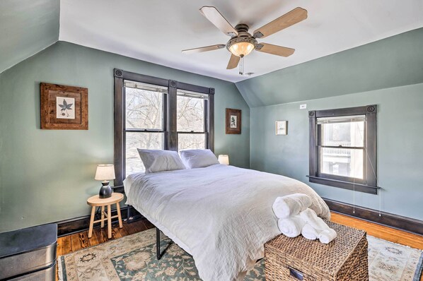 House (3 Bedrooms) | Interior - Newly Renovated Home Close to Dtwn Lawrence! (Lawrence)