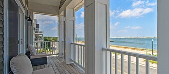 Idyllic Oceanfront Home on Atlantic City Boardwalk