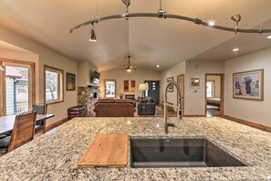 House (2 Bedrooms) | Interior - Charming Buena Vista Home ~ 1 Block to Main Street (Buena Vista)