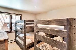 Apartment (2 Bedrooms) | Interior - Snowflake Peak 8 Retreat: Ski-in/out & Trailhead (Breckenridge)