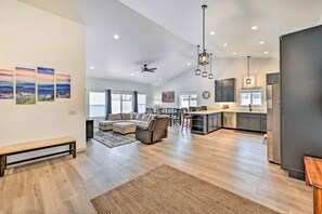 บ้านพัก (4 Bedrooms) | ภายใน