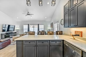 منزل (4 Bedrooms) | المنشأة من الداخل