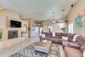 House (3 Bedrooms) | Interior