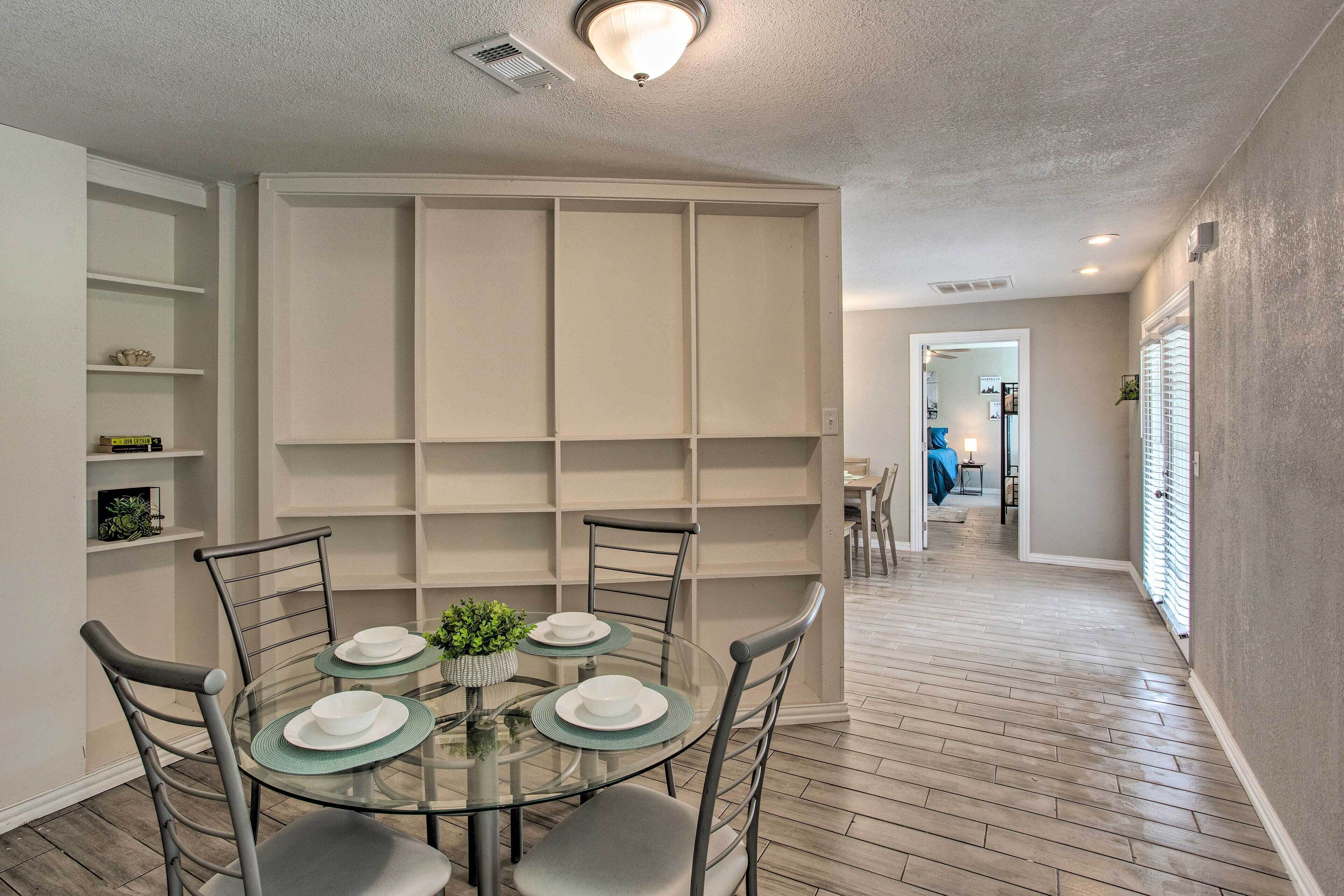 House (4 Bedrooms) | Interior