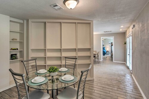 Walk to At&t Stadium: Arlington Home w/ Yard!