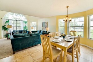 Interior - 7 Mi to Disney World: Condo w/ Pool in Laguna Bay (Kissimmee)