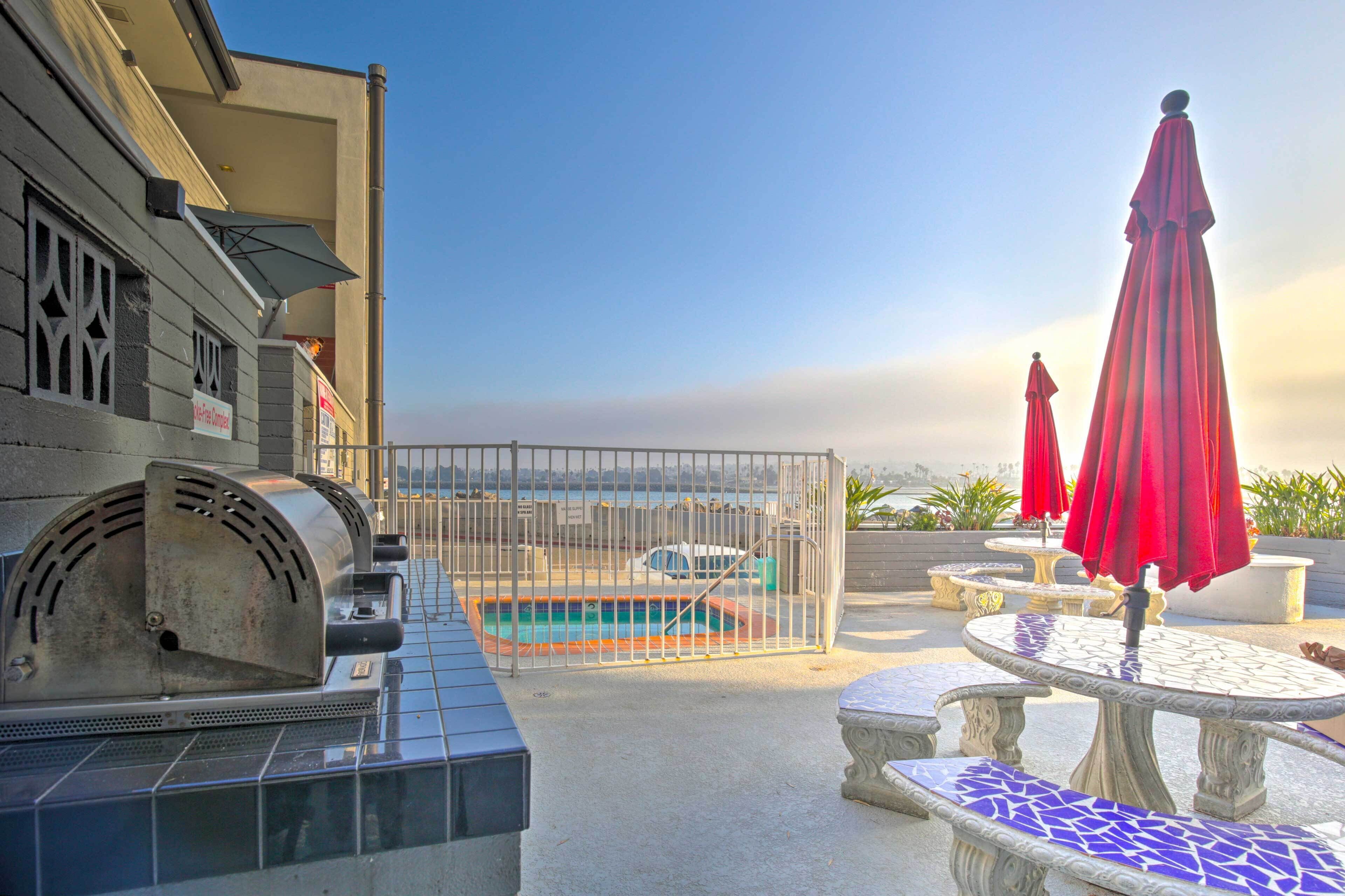 Apartment (1 Bedroom) | Interior