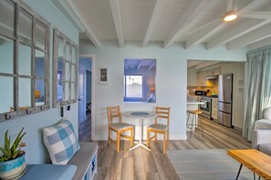 Apartment (1 Bedroom) | Interior