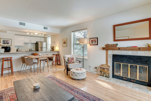 Apartment (2 Bedrooms) | Interior - Newly Renovated Frisco End Unit w/ Gorgeous Views! (Frisco)