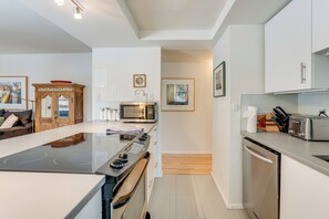 Apartment (2 Bedrooms) | Interior - Newly Renovated Frisco End Unit w/ Gorgeous Views! (Frisco)