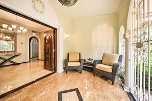 Maison (6 Bedrooms) | Intérieur