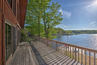 Lake Bonaparte 'fins & Feathers Lodge' w/ Dock!