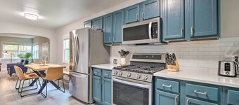 Updated Fayetteville Home < 2 Miles to Uark!