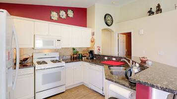 Rumah (3 Bedrooms) | Interior